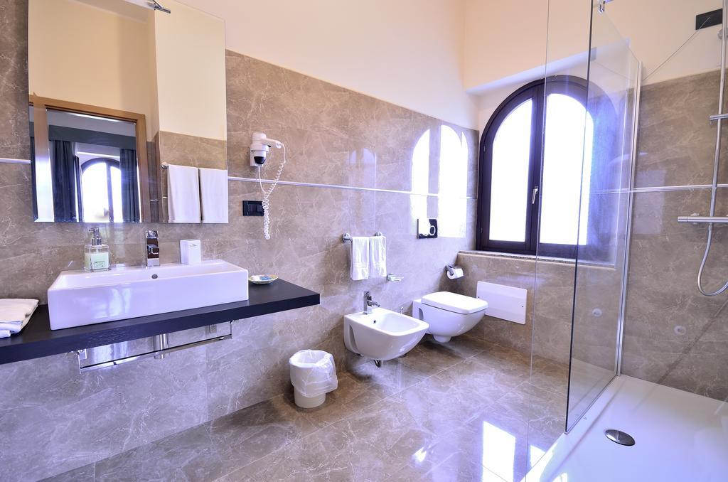 Hotel Del Corso SantʼAntìoco Εξωτερικό φωτογραφία