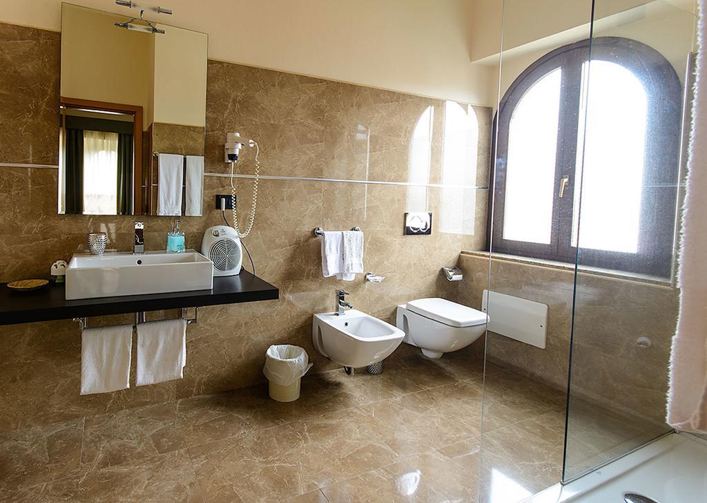 Hotel Del Corso SantʼAntìoco Εξωτερικό φωτογραφία