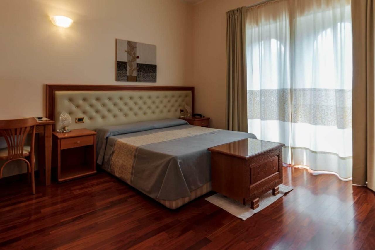 Hotel Del Corso SantʼAntìoco Εξωτερικό φωτογραφία